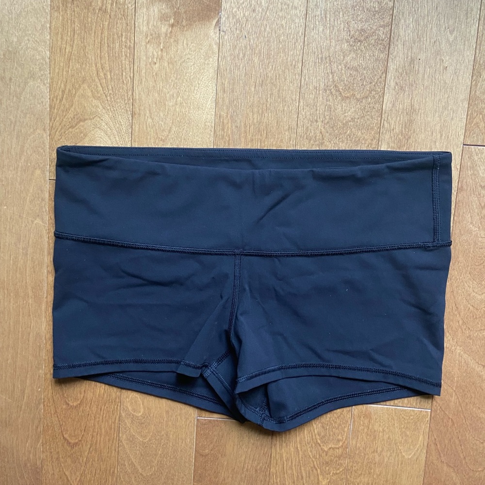 LULULEMON RUNNING SHORTS - Picture 2 of 2